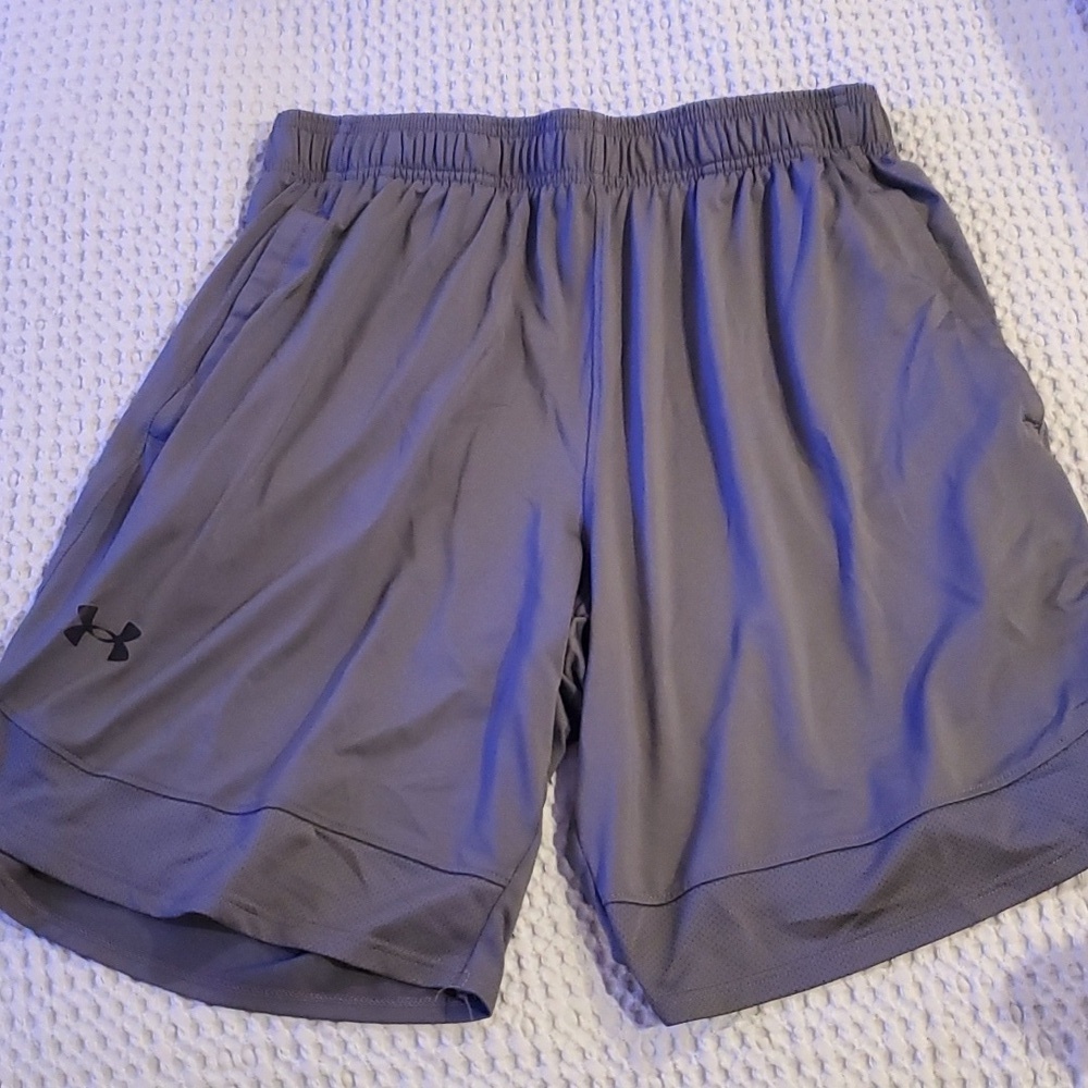 NWOT Under Amour Men's Gray Shorts Large #15